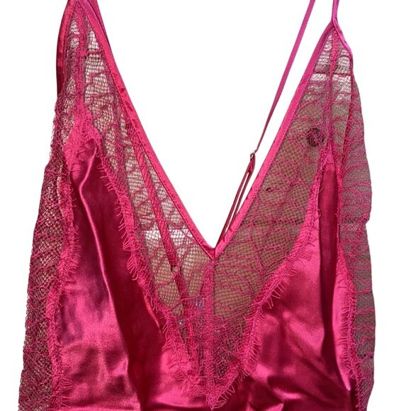 Naked Princess Silk Ella Deep V Chemise Sleep Lingerie Dress NWT Size Small - Picture 3 of 10